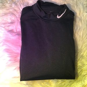 black nike thermal shirt